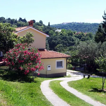 Appartement Classy With Garden View Laura Portorož