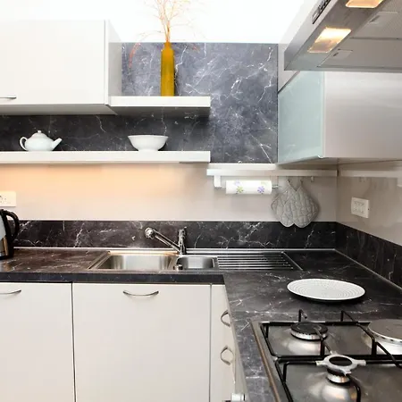 Appartement Classy With Garden View Laura Portorož